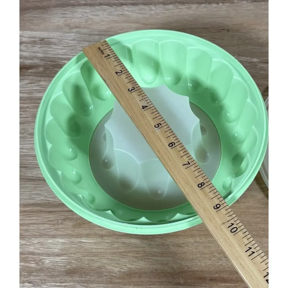 Tupperware Mint Green Jello Mold Ring Vintage Jel N‎ Serve Food Storage NO LID